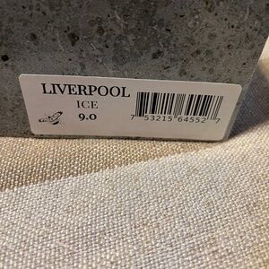 Freebird by Steven Madden Liverpool Ice Size 9
